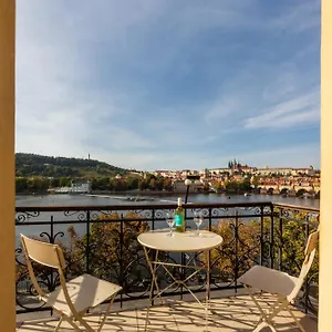 Apartment Bellevue, Prag